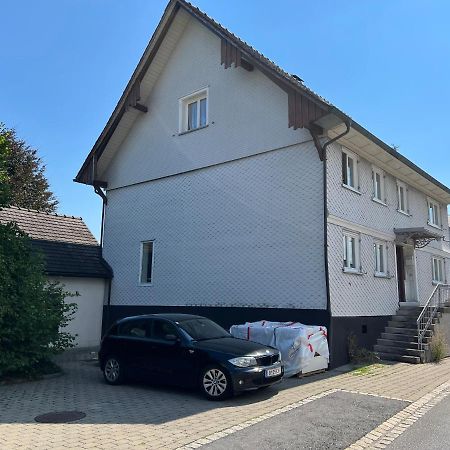 Orkhan Latifov Höchst Exteriör bild